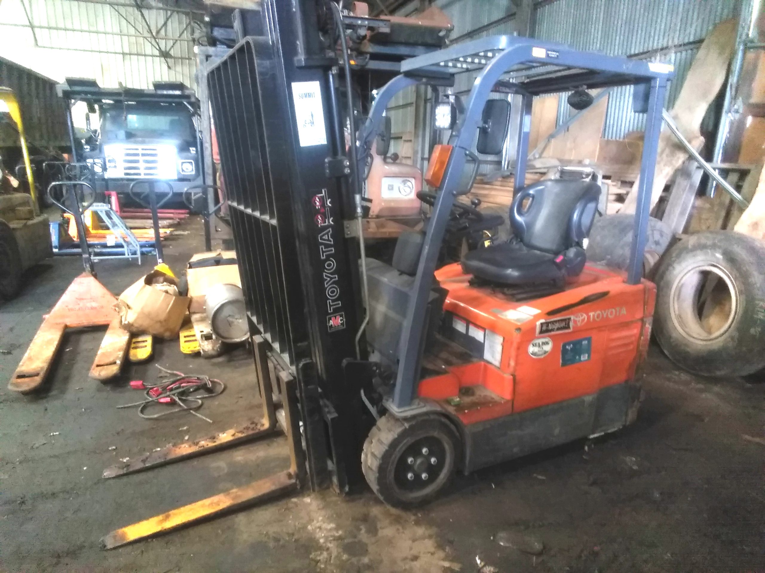 TOYOTA ELECTRIC FORKLIFT Model 7FBEU15 TOYOTA ELECTRIC FORKLIFT Model 7FBEU15